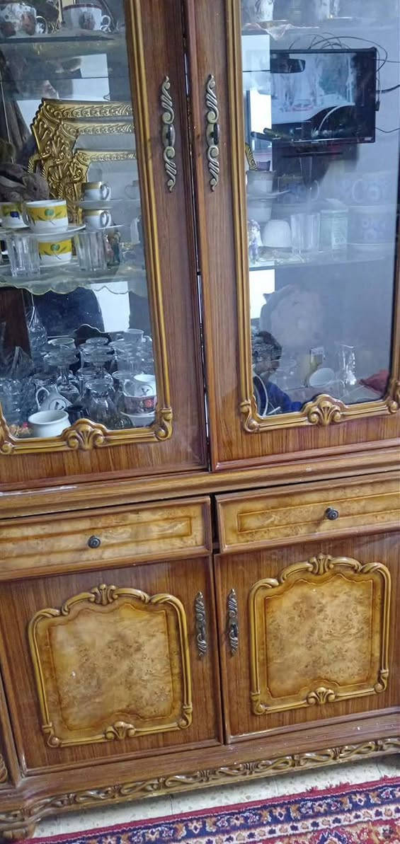 غراض للبيع
بغداد المحمودية 
المكان قرب مستوصف المحمودية مَقابل مستشفى الأسنان الصحي
ثاني محل 
***********
***********
