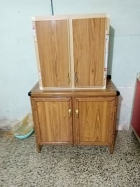 للبيع كاونتر وملحقه مبطن ولبليت كلش ثخين وشغل درجه اولى توصا رقم الهات...