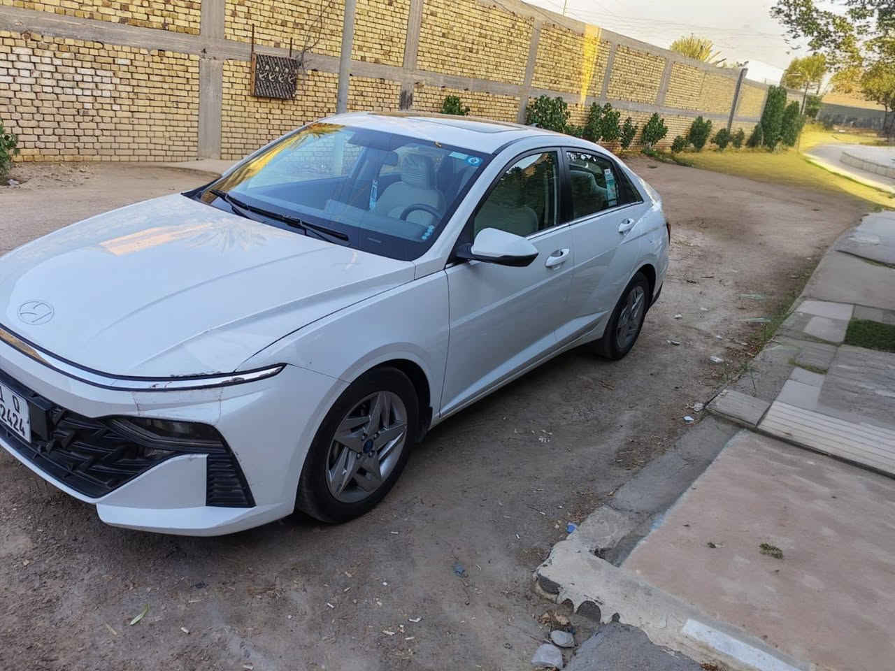 اكسنت 2024 خليجي فول 
رقم بغداد انكليزي بسمي 
محرك 1.5 دبل نوزل 
مواصفات فتحة عداد الكتروني تحديد مسار  تبريد قطعتين ماشية قليل جاهزة محرك كير حدادية تبريد بيها بارد والسونار بالصور
 سعرها ١٣٢ بيها مجال بسيط 
مكانها الناصرية مركز 
للاستفسار الاتصال 
 ‏‪***********‬‏
