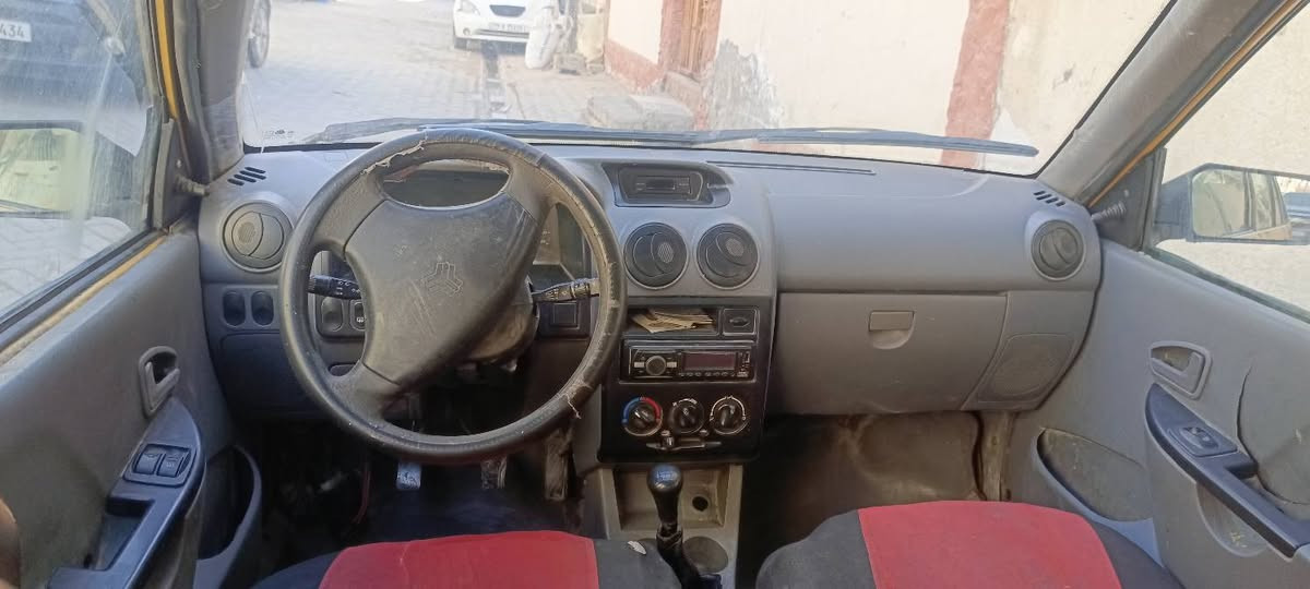 سايبه موديل ١٥ ابيع كوم حديد
سعره ١٢ وراق 
‏‪***********‬‏
