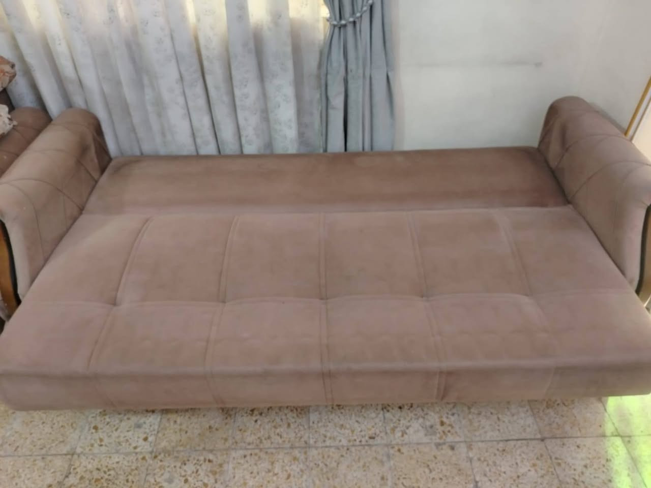 تخم قنفات تركي ١٠ مقاعد
يكون جربايه
و بي مخزن جواه
الموقع بغداد
السعر ٥٠٠ الف و قابل للتقليل


**إذا كنت صاحب هذا الإعلان وتريد حذفه لأي سبب، رجاءا أرسل رسالة إلى الدعم الفني**