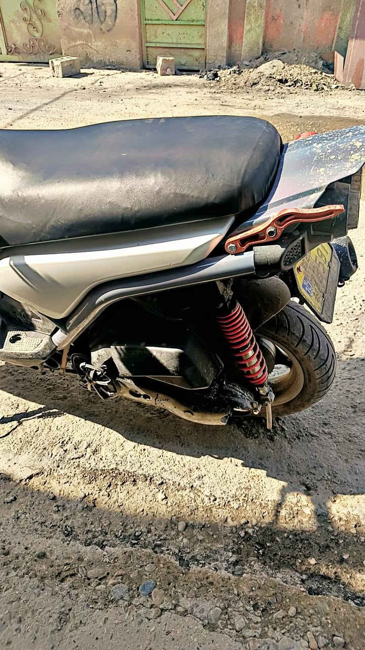 سلام عليكم دراجه البيع
مامفتوح برغي منها دراجه بلادي 
افحصها قبل لا تاخذ السعر بواحد 
العنوان بابل المسيب حي الزهراء 
أي ستفسار خاص


**إذا كنت صاحب هذا الإعلان وتريد حذفه لأي سبب، رجاءا أرسل رسالة إلى الدعم الفني**