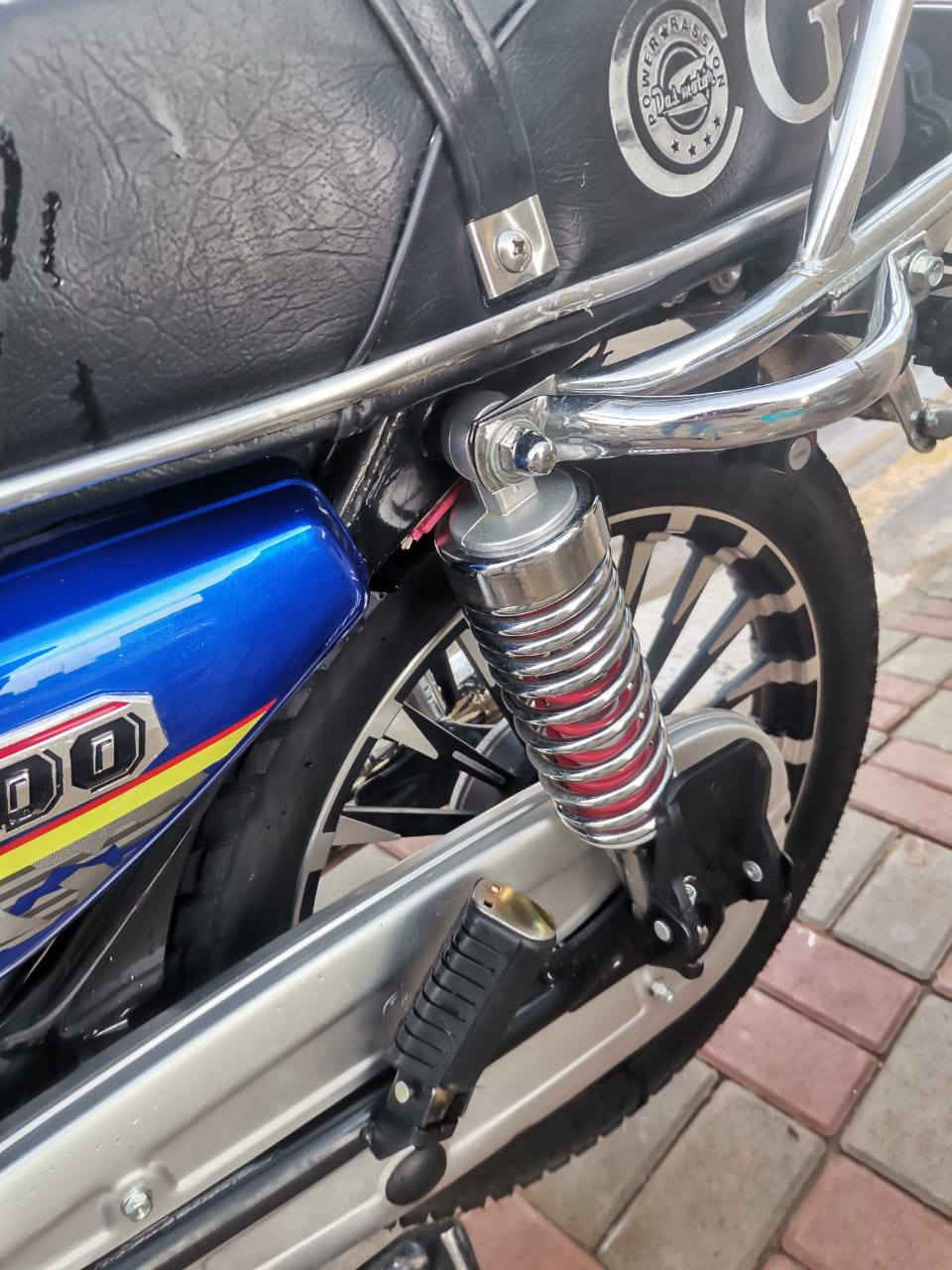 السلام عليكم ماطور ايراني للبيع مديل 2025محرك 200مكفول كفاله عامه من اي شي  للستفسار عله الرقم ***********
