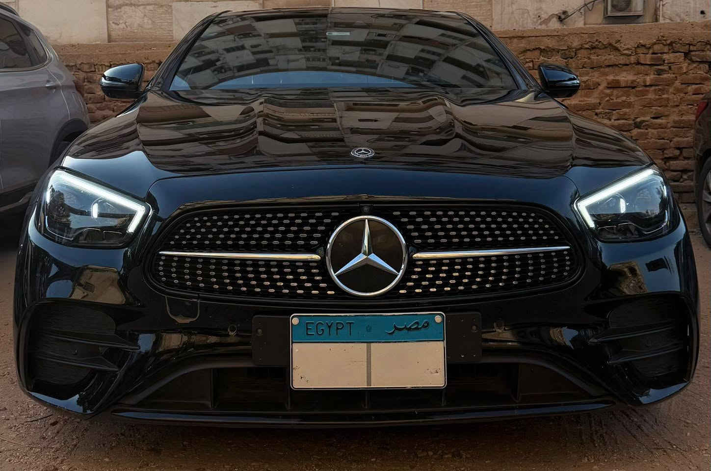 🚗 للبيع | Mercedes-Benz E200 AMG موديل 2021 ✨

🔥 فابريكة بالكامل بحالة ممتازة جدًا، جاهزة على الفحص.

📌 المواصفات:
✅ موديل 2021
✅ فئة E200 AMG
✅ عداد 70,000 كم
✅ جميع الكماليات
✅ فابريكة بالكامل

💰 المطلوب: 3,500,000 جنيه

📞 للتواصل والاستفسار:
01050777317


**إذا كنت صاحب هذا الإعلان وتريد حذفه لأي سبب، رجاءا أرسل رسالة إلى الدعم الفني**