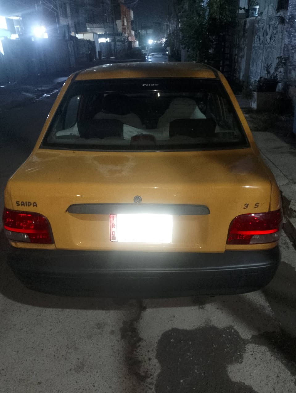 سلام عليكم اخوان  منرخصه الادمن
سايبه موديل 15 رقم بغداد 
العنوان الشعله 📍
بسعر مناسب. حابب تستفسر    اتصال  على رقم  لذكر التفاصيل 🤝 
***********
