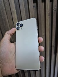 حبايب  ايفون ١١ برو ماكس ذاكره ٢٥٦  بطاريه ١٠٠  مبدل شاشه تفصيخ تفصيخ ...