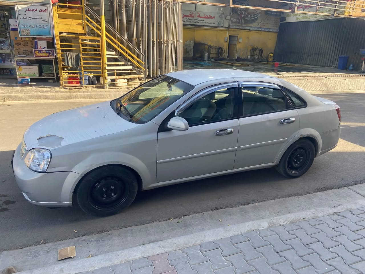 السلام عليكم فورنزا ٢٠٠٦ رقم بغداد السياره كامله مابيه نقص تبريد صدر كله جديد بغداد الوزيريه  السعر ٤٤ ورقه 
***********
