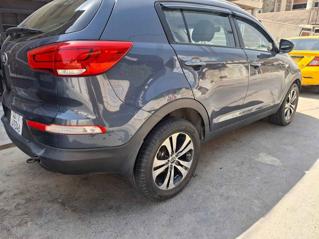 سبورتج 2015 خليجي للبيع او مراوس حسب القناعه
مع الفرق 
مكفوله كفاله عامه ما عدا صبغ جاملغ ؤبنيد جهت السائق 
العنوان // بغداد _ الدوره 
الاستفسار//  ***********. //  ***********
