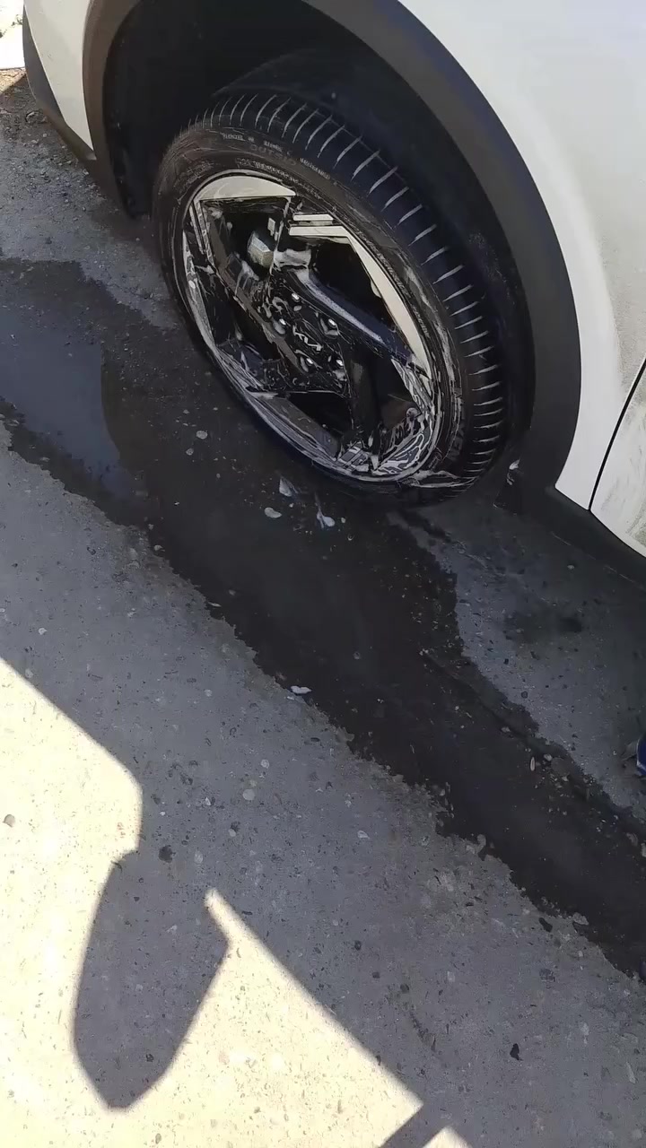 سلام عليكم تخم ويل كب وتايرات كي فول خليجي زيرو ماشي الف 500 مكاني بغداد رقم ***********
