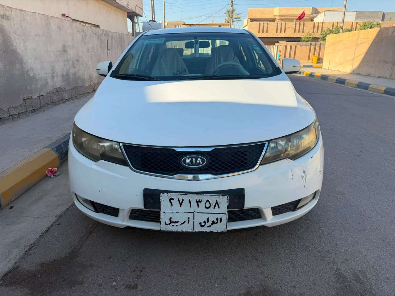 السلام عليكم 
سيراتو ٢٠١٢ 
بيه بس خشم البنيد صبغ فقط بدون دواخل 
تخم تاير جديد صدر جديد امامي خلفي جديد
تبريد ثلج 
المواصفات شاشه 
تحكمات ستيرن 
بسم كردي تحويل أو وكاله
السنويه نافذه من ٢٠٢٢
ماشيه ٢٨٦
سياره صافيه وخير من الله 
السعر ٩٩ بيه مجال شي بسيط
مكاني واسط تاج الدين 
***********
