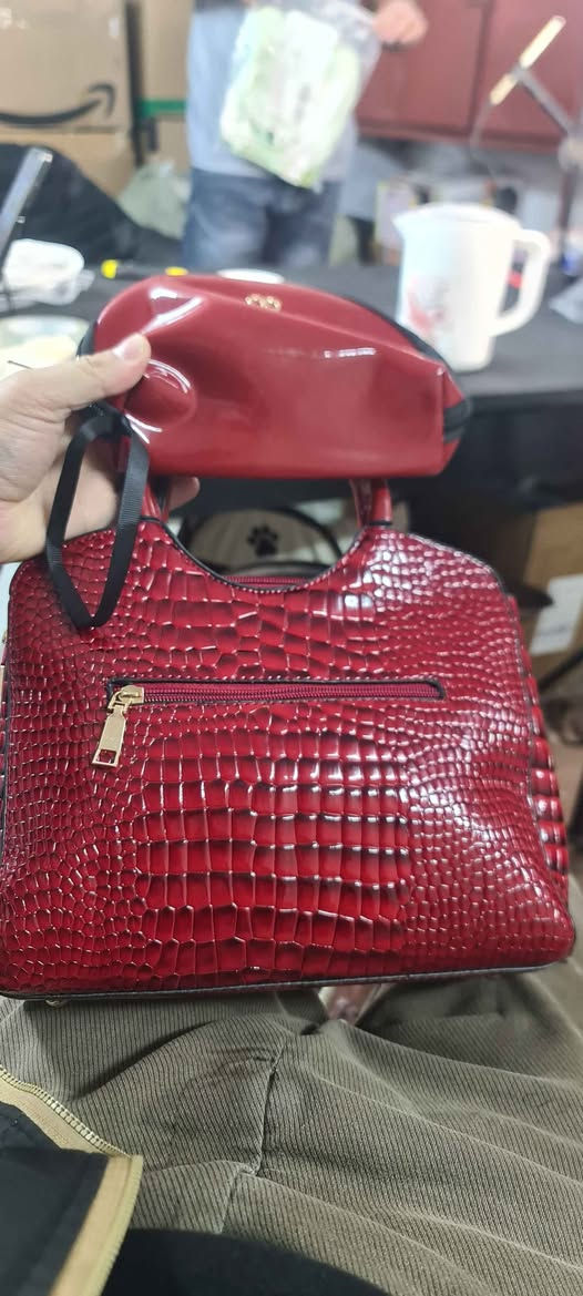 جانتایەکی ئافرەتانە 
نرخ ٢٥ هەزار قوفڵی دار بنديهكان, السليمانية


**إذا كنت صاحب هذا الإعلان وتريد حذفه لأي سبب، رجاءا أرسل رسالة إلى الدعم الفني**