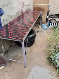 ميز حديد جديد ما مستخدم والبلاويد جديد مالته عرض 3 متر نزال 80 سعره 35...