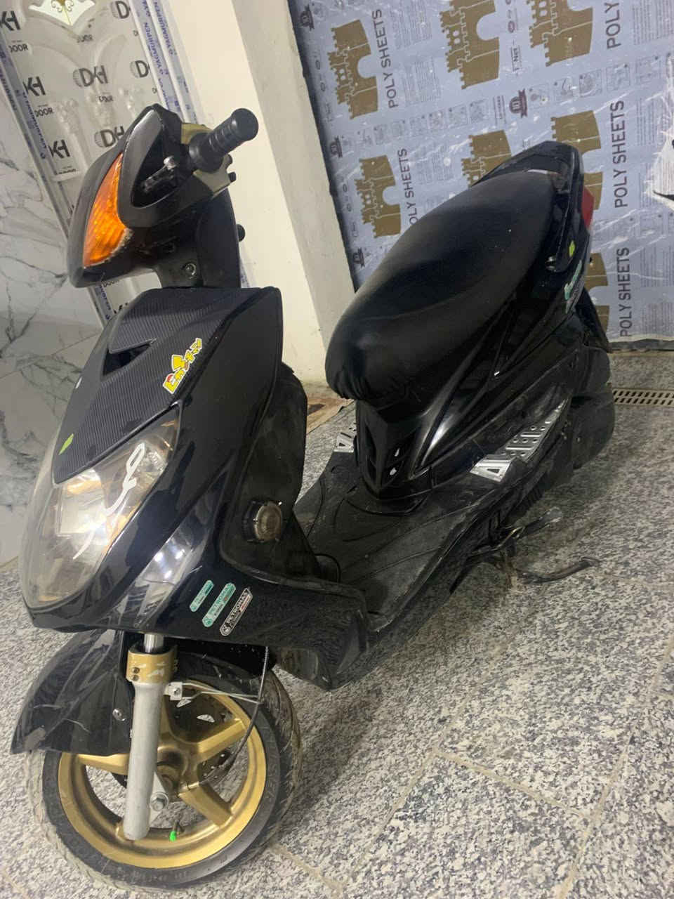 سكنس فحل كوري نوزل خطين دراجه مزوده تزويد خارجي بس مكينه بلادي مكفوله كفاله عامه كلجات رياضي وصالنصه رياضي يدات بريك نشره عل مكينه لايت زنون اصلي للبيع او مراوس حسب القناعه سعر 950مجال بسيط الشراي يخابر ***********
