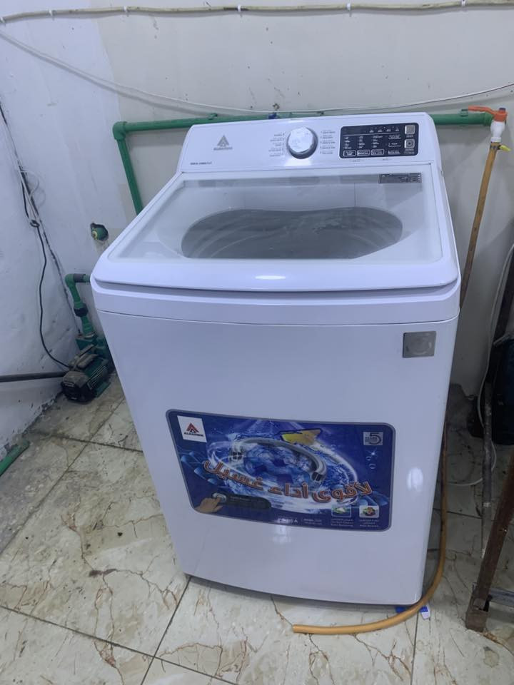 السلام عليكم مكوى للبيع في الدوره مجمع الجوهره كامل جاهز للشغل 
اي استفسار الاتصال ***********
رايده قفل ٣ مليون
واذا اتريد النورفه والغساله والستاندات قفل مليونين ونص
