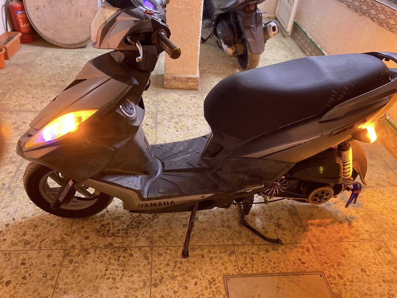 سلام عليكم دراجه جيتي آر للبيع الدراجه مكفوله بيهه اكلج امامي رياضي صلنصه رياضي الدراجه خير من الله اتشغل او تطلع السعر خاص او على الرقم ***********
