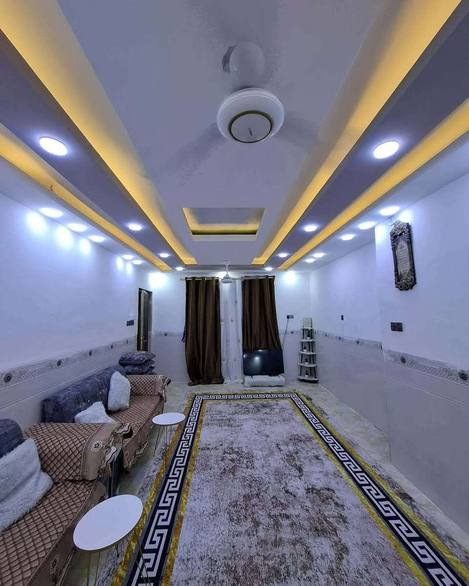 📢 إعلان مميز | بيت  للبيع 📢
🏡 بيت  طابقين للبيع في منطقة السياسين 
📍 الموقع: خلف مدرسه أوروك 
📐 المساحة: 100 متر
✔️ موقع مميز وقريب من جميع الاحتياجات والخدمات
للمزيد من التفاصيل والاستفسار:
🏢 زوروا مكتب دار الكرم
📞 أو الاتصال على الرقم: ***********
