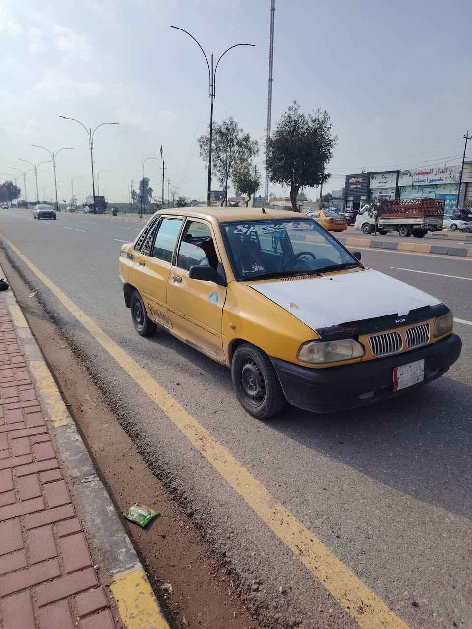 سايبه ٢٠١٠ سنويه تنتهي بعد ٣ اشهر  وعليه هيئه ورقه طخم تاير جديد باتري جديد غرامة مصفره مكينه وكير مازده شرط تبريد شغال شرط سياره مصبوغه حزام  وجاملغ مال نفر مبدل كربون موجود تريد وكله تريد تحويل
رقم *********** تصل

