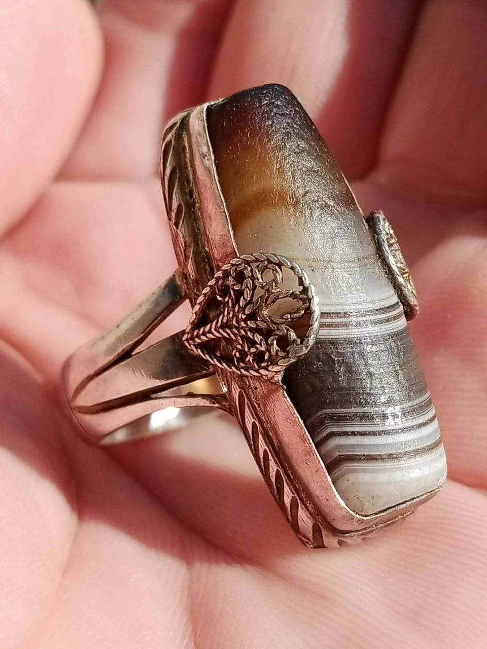 السلام عليكم
قيم وأخذه 
***********
