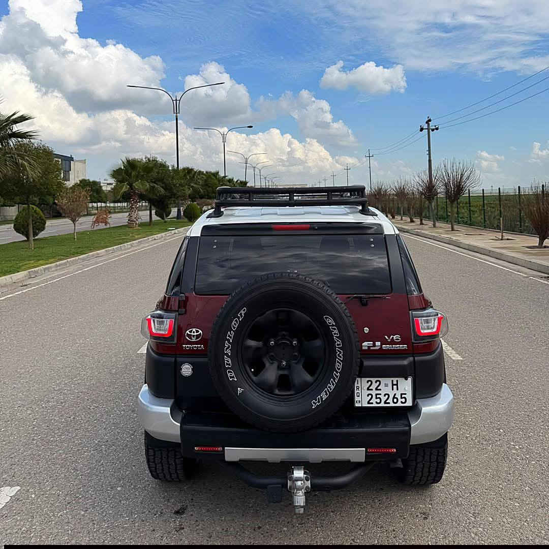 {Toyota Fj Cruiser}
~~~~~~~~~~~~~~~~~~~~~~~~~~~~~~~~~
موديل : 2008 
مكينة : ٦ سلندر بنزين 
ماشية : ٢١٧ كم 
ضرر سيارة : ٣ قطعة امامى صبغ و شويه دواخل
مواصفات : نص فول بدون ٤*٤
رقم اربيل فحص و سنوى و رقم جديد تحويل مباشر
مكينه و گير و صدر كل كفاله حتى برغى مامفتوح 
مكان سيارة: اربيل شارع ٦٠ 

رقم موبيل / ***********6
                                  

.
.السعرررررررر 90 ورقة 
.
.
.
.
_____________________________

‏ ‎للاعلانات او بيع السيارات  راسلونا على الصفحة  📩
