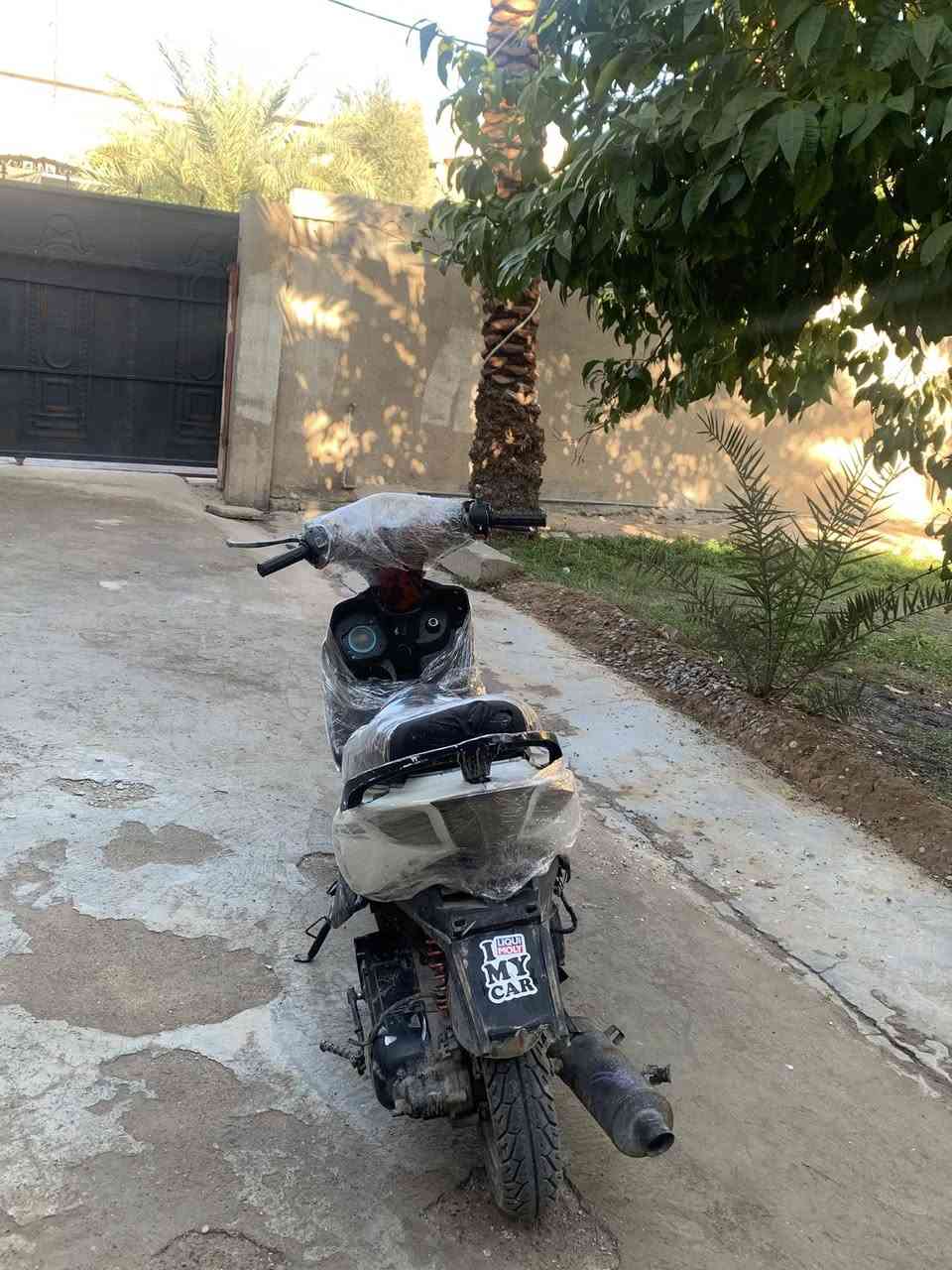 السلام عليكم دارجة ماكس مضلع للبيع الدراجة نضيفة واحلى من الصور الدراجة لا صرف ولا صوت ولا دخان مكاني كركوك السعر 300 وبي مجال للطيبين والشراية للاستفسار ***********
