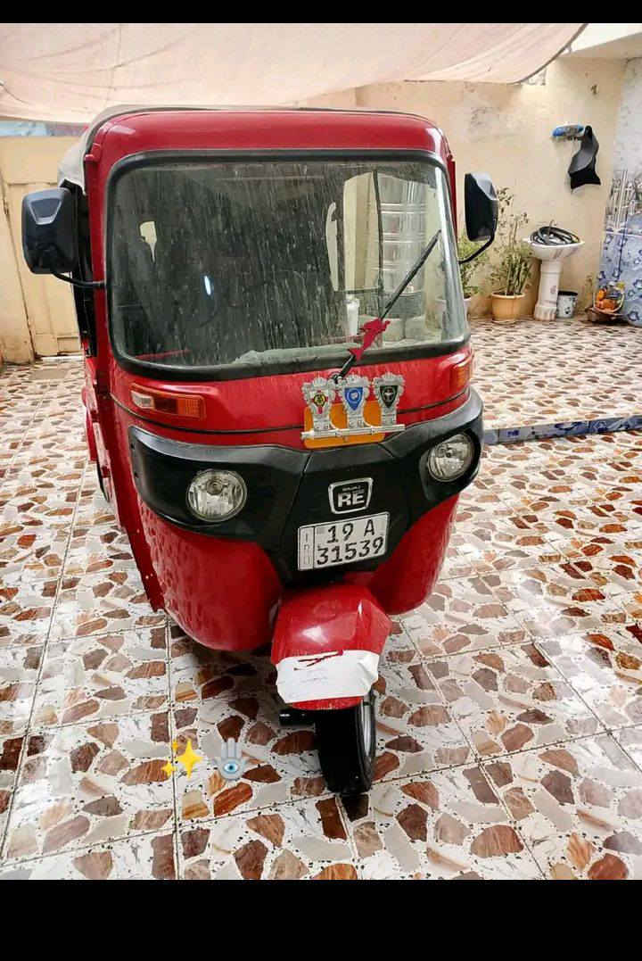 السلام عليكم تكتك للبيع موديل 2022 /11/27  تكتك كفاله عامه عده بيها طخه بل تكمه شخوط مو طخه  ول باقي كفاله عامه كشر ومكينه خير من الله  رقم وسنويه بسمي مشروع وطني  مكاني ديالى بعقوبه حي سعر //8800 /وبيها مجال  المعلمين  رقم ‏‪***********‬‏ اتصل وبيك خير ودلل  للعلم تكتك بل اسبوع تتطلع بس يومين يعني ما متعوبه
