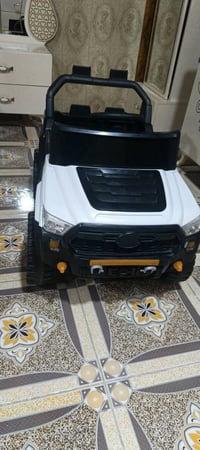 سيارة أطفال • ١-٧ سنوات • نفر واحد