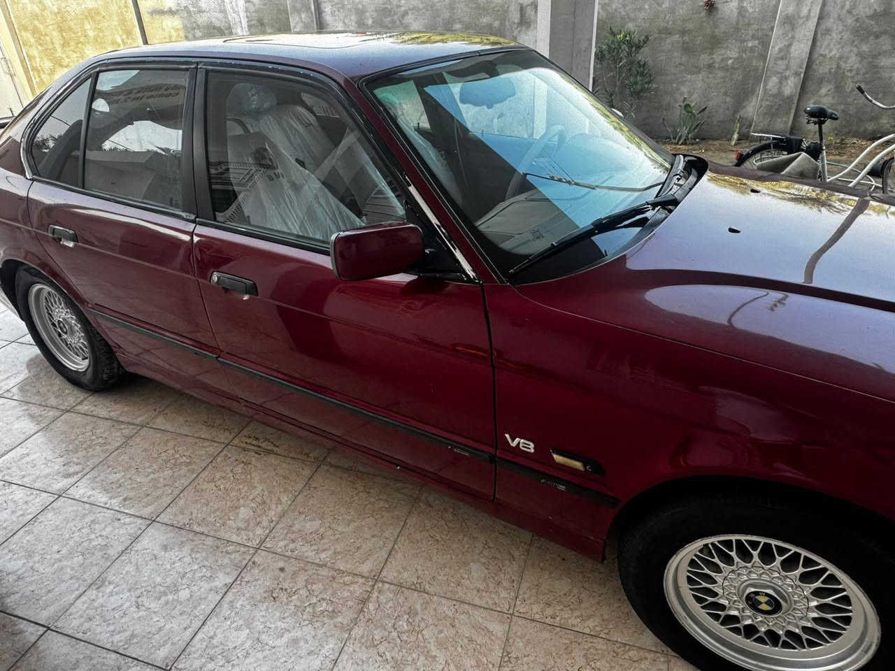 للبيع بي ام دبليو 540 اصل رقم نينوى مشروع وطني انكليزي تحويل ثاني يوم  مكينه وكير وحداديه وتخم تاير وسلايت روف كارتون هذا الشهر شادهن بيها حادث جاملغ امامي الايسر والخلفي الايسر بس خفيفات .جعمقه وباور صار يومين شادهن كلشي بلادي. اصلي
السعر 60 وبيها مجال عنوان البصره رقم صاحب السيارة ***********
(مكلف بالنشر)
