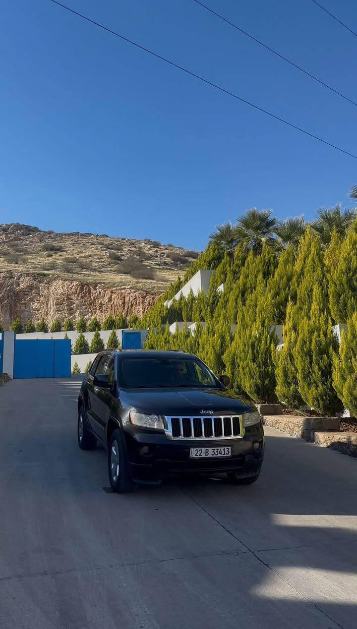 جيب لاريدو كلين تايتل مواصفات دبل اكسل 
فول بس بدون فتحه 
رقم سنوي جديد تحويل وكاله بشرط 
گير محرك بشرط 
سياره بدون صبخ بيها مكانين عل بارد 
سعر 148$ 
رقم موبايل ***********
مكاني دهوك زاخو, دهوك
