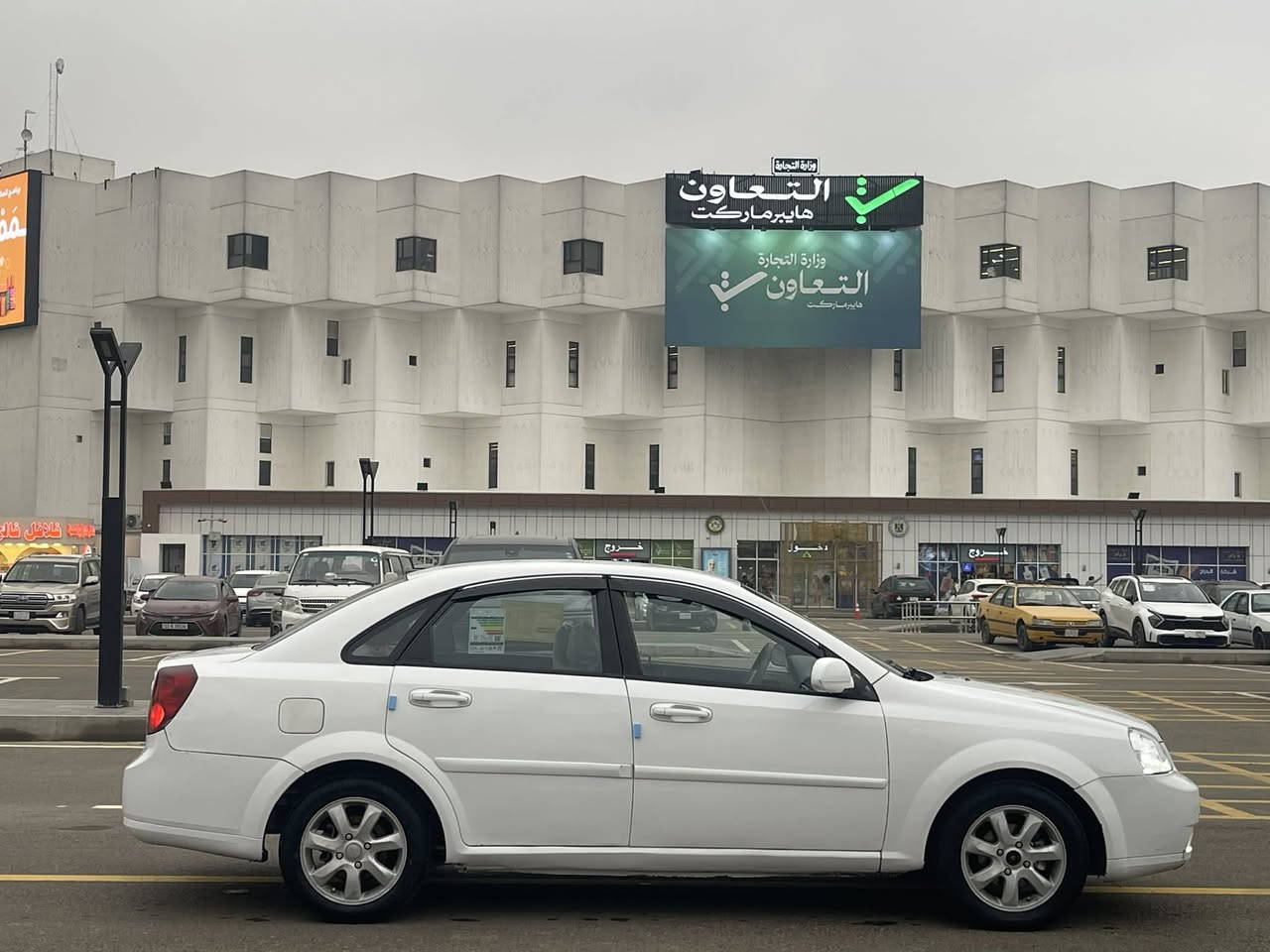 اوبترا ٢٠١١ شركة العامة 
سعر ٧٦ بيهة مجال شراي
٣ قطع صبغ بدون دواخل 
موصفات ويل كب 
تحكم ستيرن جهيتن ليت زنون
شاشة جبيرة كامرة حساسات 
سيارة جاهزة ما بيهة اي نقص 
مكان سيارة بغداد الشعب
رقم بغدادبسمي تحويل ثاني يوم
رقمي ***********
