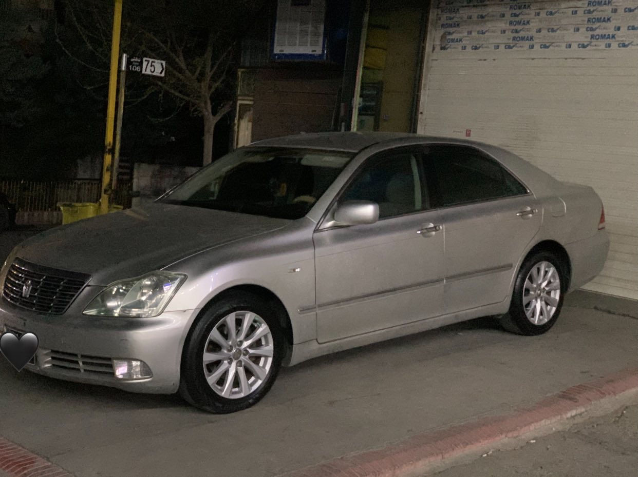 شاهینە ١٨٢ گەورە بە گەورە بێ دووکەڵ   2005 دوو دووگمە دوو پارچە بۆیاخی ئەوروپای هەیە دەعمی نییە سەیارەکە هەیکەلی زۆر جوانە گێڕوو مەکینەی بێ کێشەیە عەزێت نەدراوە ناوو ڕەساسییە نرخ ٤٩ گەڵاوو معامەلە  ***********
