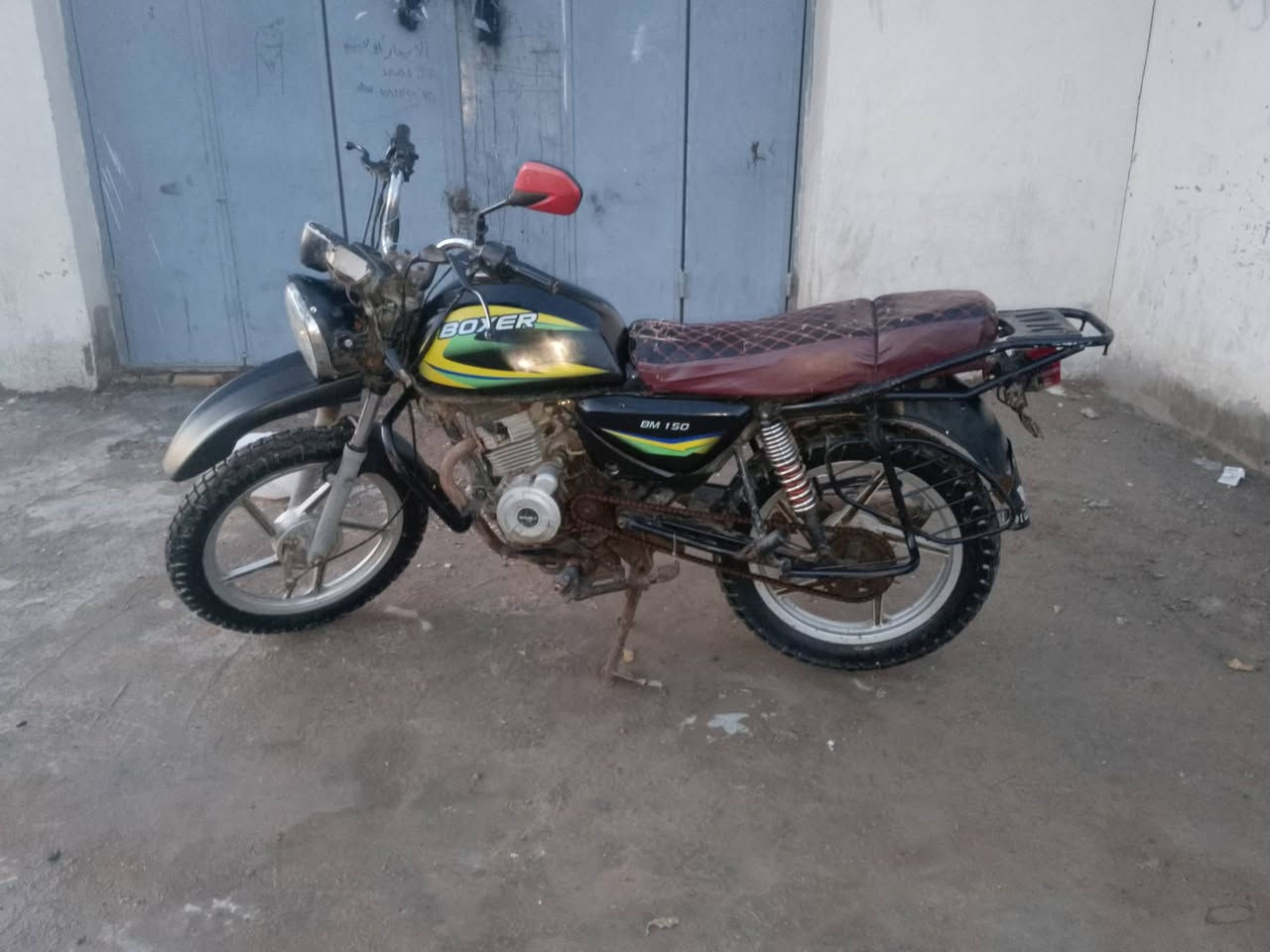 دراجه بوكسر البيع موديل 17المحرك بلادي عوزه بس دشبول ***********واتساب
