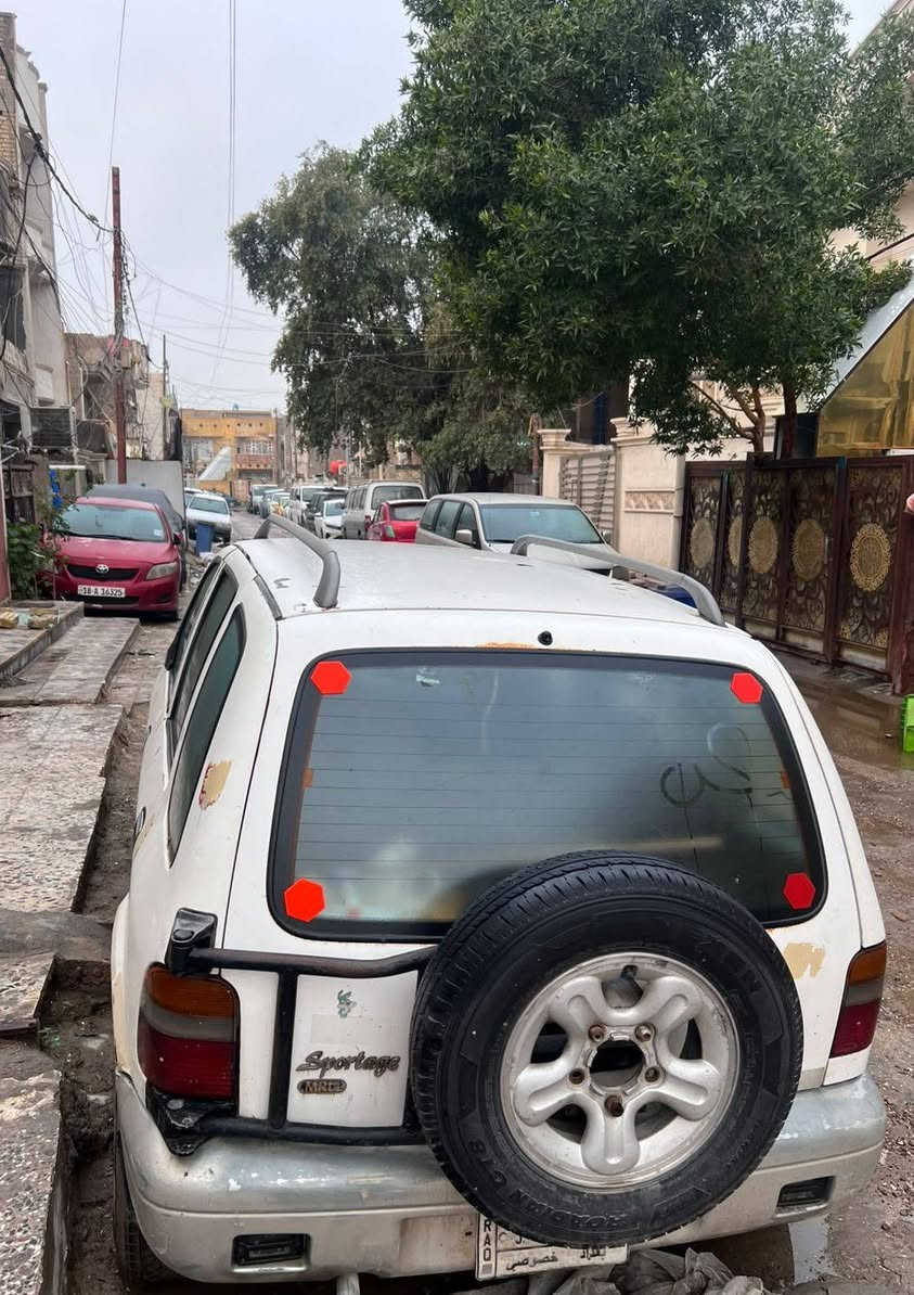 سياره سبورتج موديل 96 السياره باسمي السياره عاطله و واكفه صار لها 6اشهر لأسباب شخصيه للتواصل ***********
