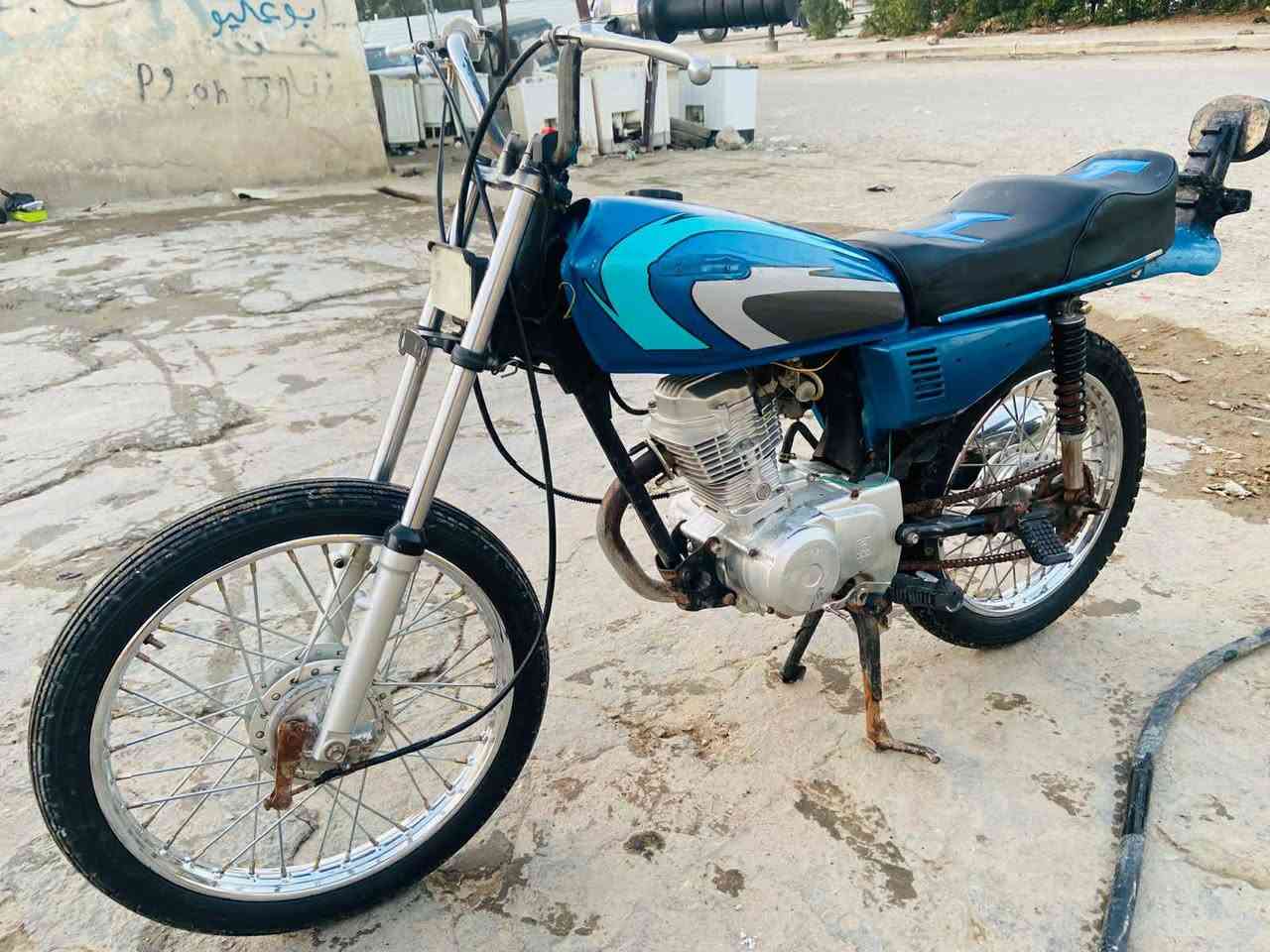 السلام عليكم 
دراجه للبيع بدون اوراق
 مكلف بل نشر 
مكانها قضاء الكحلاء السعر 450 وبيها مجال 
هاذ رقم صاحبها 👈***********
