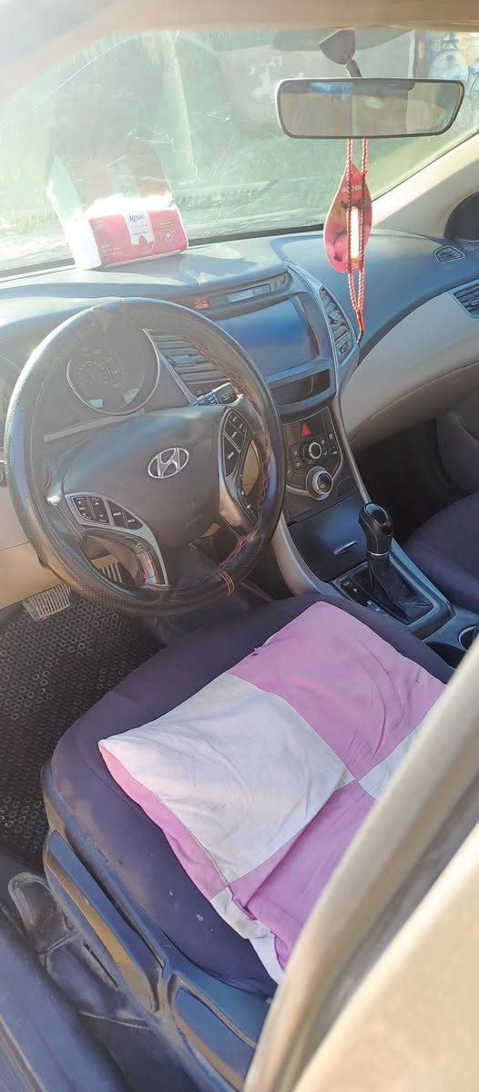 ***********
السلام عليكم سياره للبيع وارد امريكي موديل ١٤ حادثها قبق جنطه وجاملغات  مكينه 1800دوش مكينه كير مكفولات السياره نقصها بس حداديه رقم بغداد انكليزي باسمي مداور ثاني يوم مشروع وطني مكان السياره كربلاء طويرج السعر 97وبيها مجال حك الجيه
