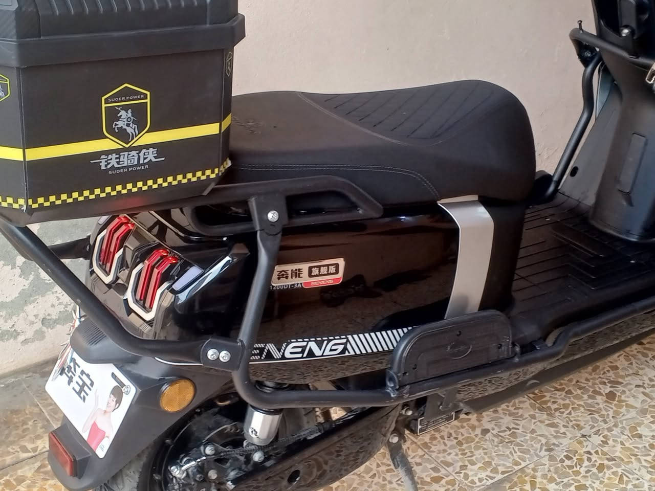 السلام عليكم ماطور شحن للبيع ست بطاريات الماطور فول وجديد في معنى الكلمه ماتور بعد وزيرو سعره 950 مكاني ايسر حي الوحده وهذا رقمي ان شاء الله ينتصر ***********
