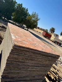 العنوان/الكوت خشب مستخدم جميع القياسات وبلايود وعصافير أبيع الموقع كله...