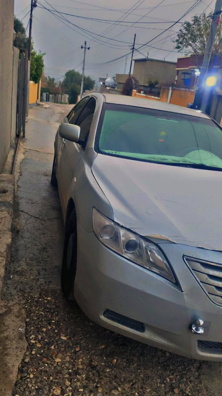 سه ره تا به ناوي خواي که وره و ميهره بان. كامري مؤديل 2008 ليزه ري دوبه ي گيرو مه كينه ي به شه رت ته بريد سارد و گه رم كاره باي سه قف وحيزام به شه رت تايه و ويلي تازه 4 جام كاره با سه ياره يه كي بيمه سره فه مشه تريت ته له فون بكه له خزمه تام..ژ..*********** ئه دمين گيان وه ري گره
