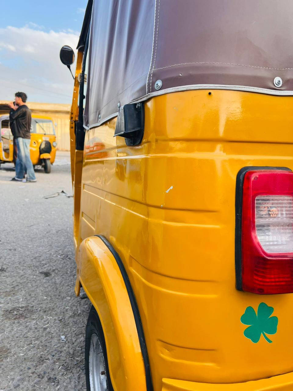 سلام عليكم تكتك للبيع مديل 2019 شهر 11 رقم وسنوية تحويل ثاني يوم مكفولة من التبخير والتنقيص رقم التواصل *********** السعر 6 وبية مجال مكاني بغداد كفائات العبيدي
