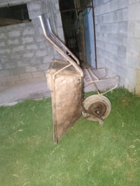 عربانة للبيع اتصال 07707491319