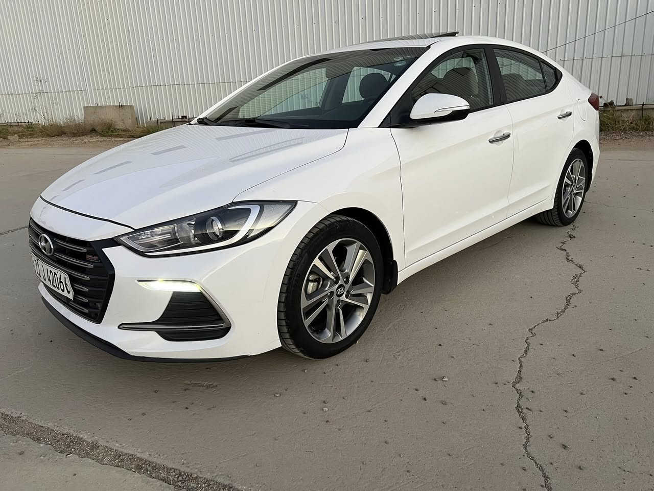 السلام عليكم ورحمه الله وبركاتو
للبيع فقط بدون مراوس 
النترا موديل 2018 خليجي 
سوبر 
كفاله من الصبغ والبارد 
هزة وفحص كله جديد بسمي
مواصفات سوبر معروفه 
حساس امامي وخلفي
شاشه
سلايت
خمسه ويل كب
قطعتين تبريد 
كير مكينه كفاله 
حداديه جديدة 
بدون اي نقص
بغداد العامرية
السعر 150 مجال بصيط
سيارة جاهزة وجديدة 
الهاتف ***********
