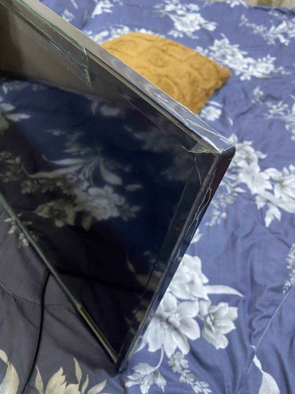 سلام عليكم شاشة شينون الأصلية  احجم 32 بودن نت سعره 90  وبيه مجال قليل اخت الجديدة بعده بل لزك عنوان بغداد مدينه الصدر


**إذا كنت صاحب هذا الإعلان وتريد حذفه لأي سبب، رجاءا أرسل رسالة إلى الدعم الفني**