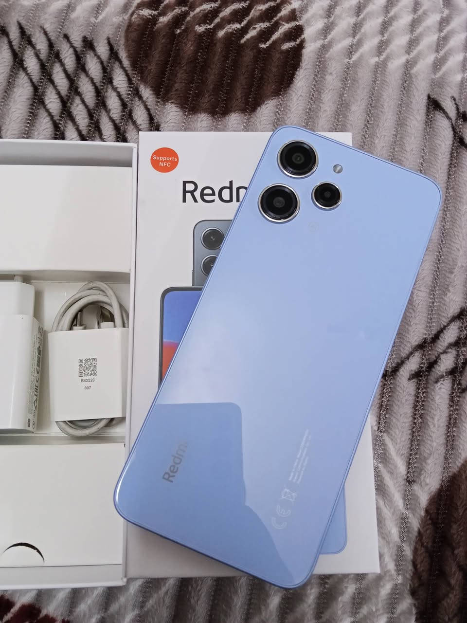 ريدمي 12

جديد كلش كامل غراضه 

اذكره 256 رام 16

بطاريه 5000

شاحنه 30 واط 

شرط النضافه والفحص


**إذا كنت صاحب هذا الإعلان وتريد حذفه لأي سبب، رجاءا أرسل رسالة إلى الدعم الفني**