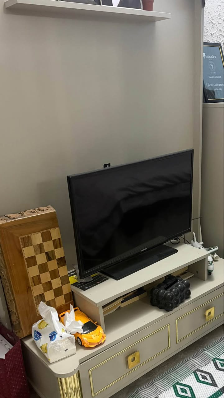 غرفة نوم اخذتها قبل سنتين ب3.500.000 مكونة من 11 قطعة
ضخمة ونظيفة جدا للتواصل قم بالتعليق او تواصل على الخاص 
فقط الي يشتري النجف, العراق


**إذا كنت صاحب هذا الإعلان وتريد حذفه لأي سبب، رجاءا أرسل رسالة إلى الدعم الفني**