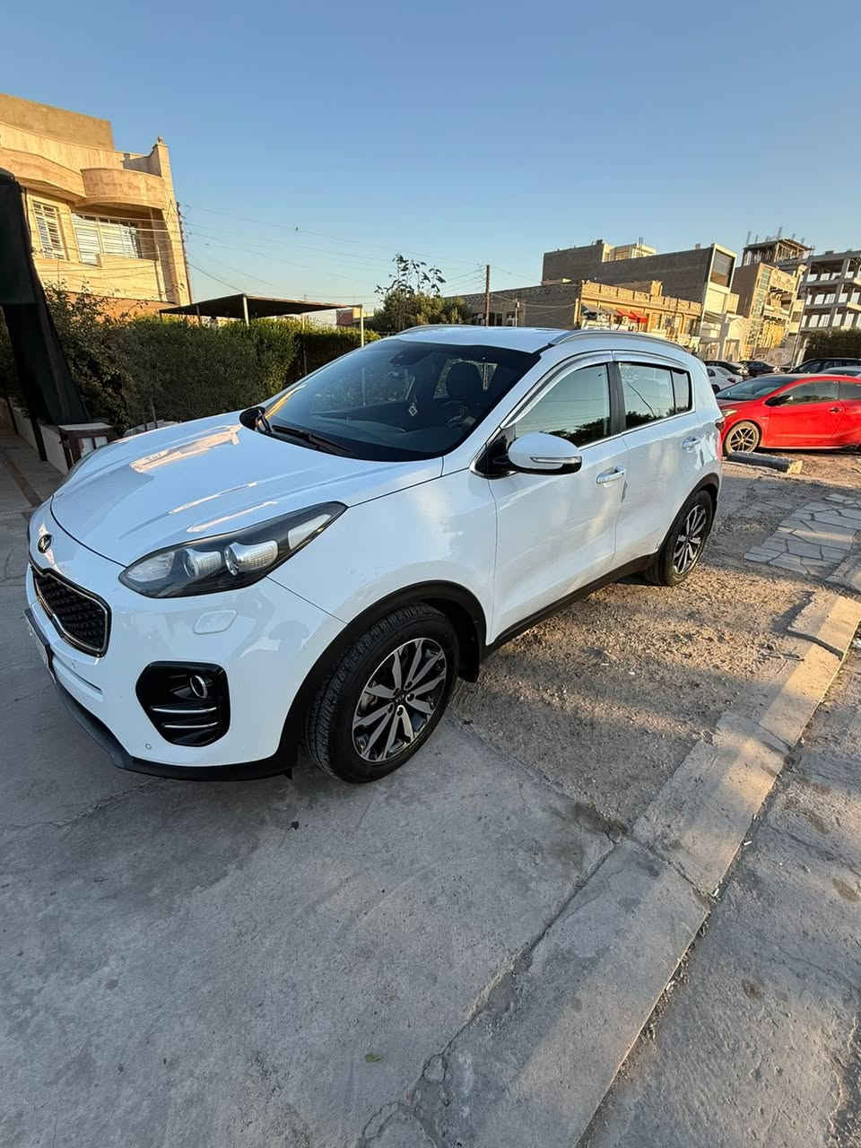 السلام عليكم كيا سبورتج موديل 2018 نص فول بصمه ابواب وبصمه تشغيل حساس امامي خلفي كاميرا خلفيه تبريد بيانو  خليجي مكفوله باسمي  رقم بغداد حي الجهاد السعر ١٩٥ وبيه مجال رقمي ***********
