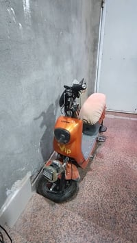 للبيع بعده جديدة سعره مناسب للتواصل على هاذه رقم 07719875566
