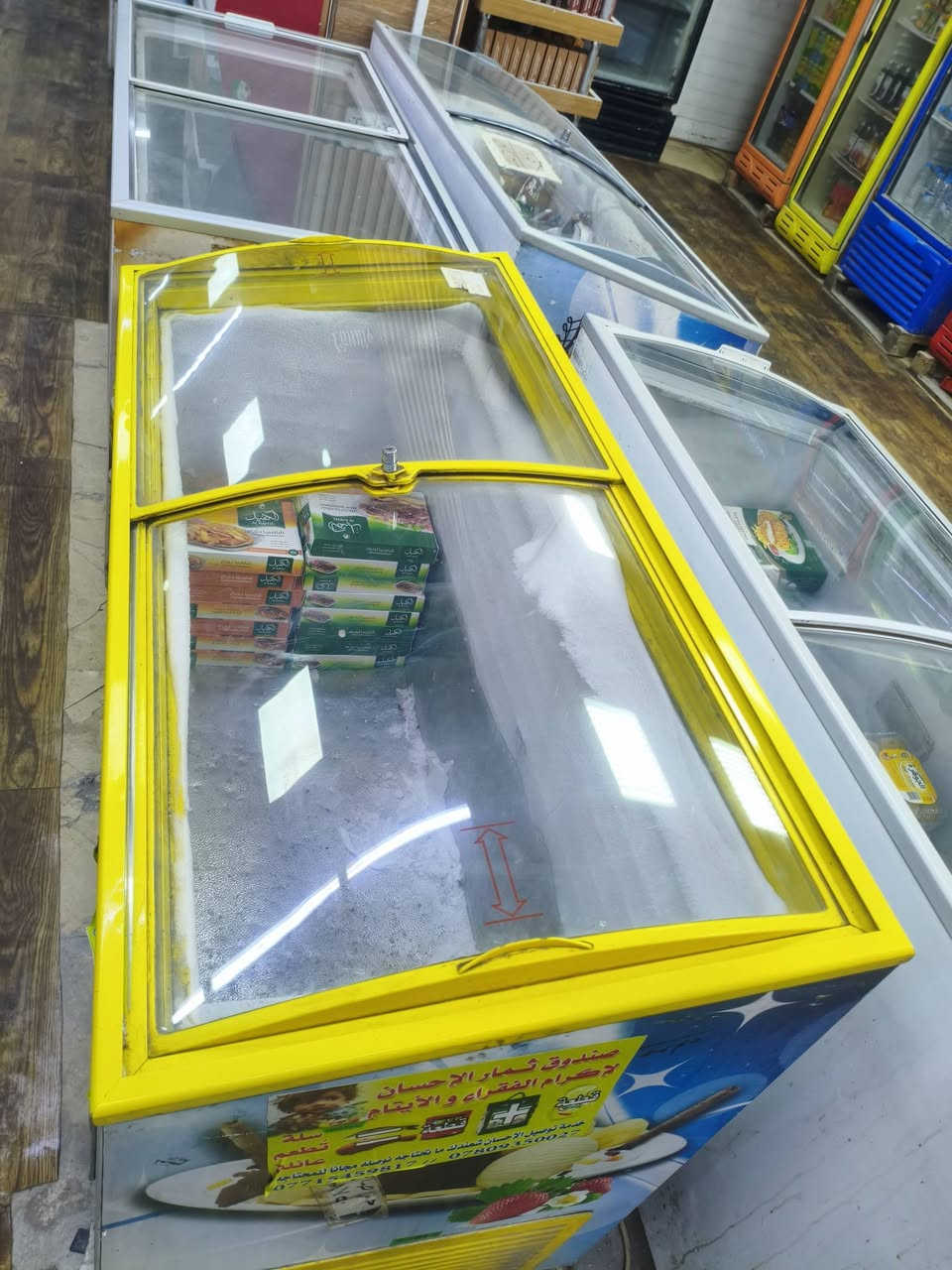 سلام عليكم.  2 مجمدات بطحيه 
+ ميز مكتبي +2 كراسي جلد +2 بلاستك
+ عارضه طرشي أو  براد مقبلات + رفوف تركي تضيفات. 40 قطعه. 
السعر الكلي  1100.  وبي مجال بسيط 

***********
***********
