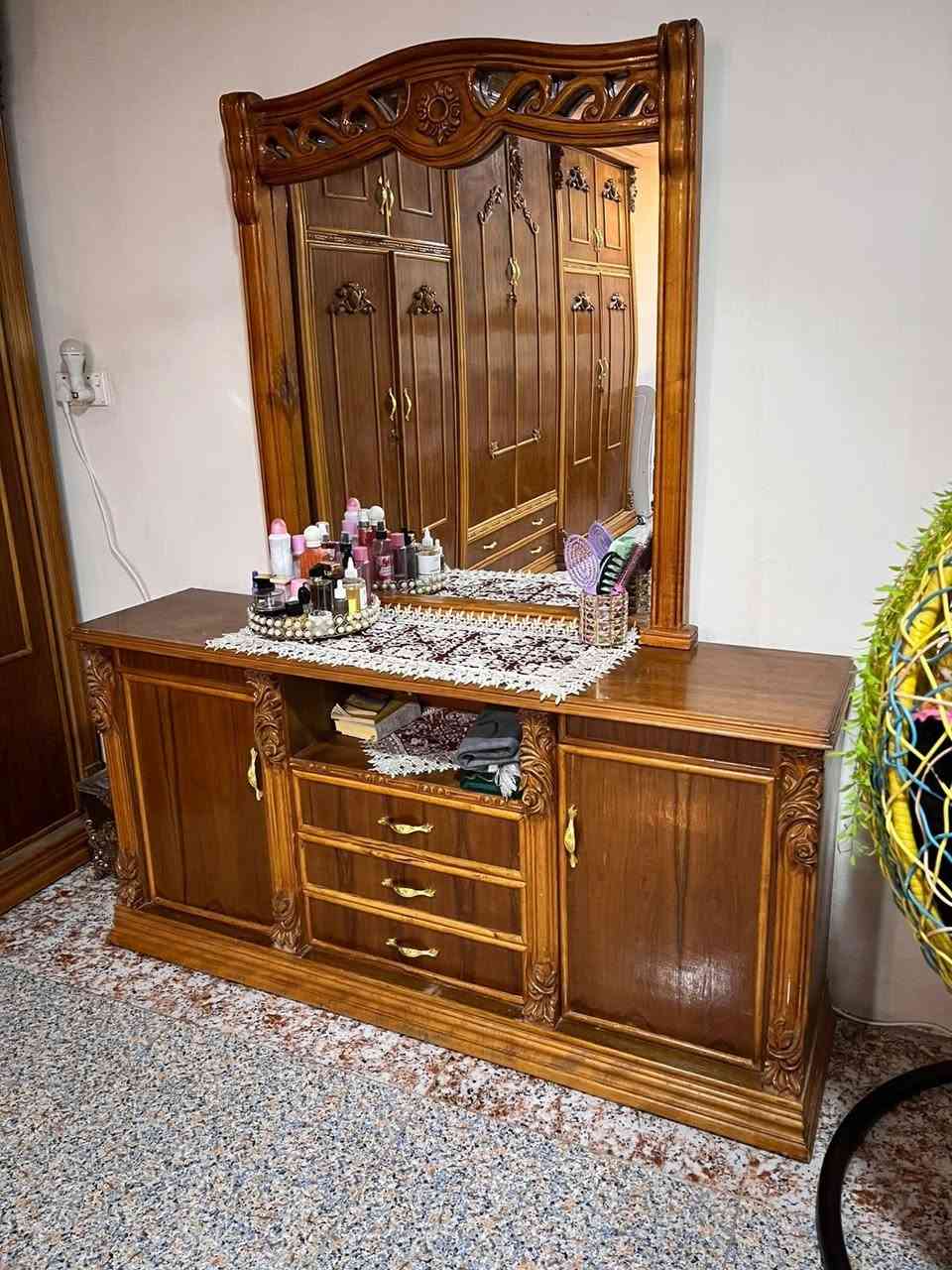 غرفه نوم مستخدمه نجاره شغل توصا للستفسار أكثر الاتصال او مراسله وتساب ***********
