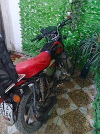 بوكسر مرقمة بغداد لوحات انكليزي طالعة نهاية الـ 22 كلش نظيفة محرك ناعم...