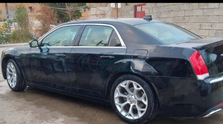 السلام عليكم ورحمة الله وبركاته للبيع اوباما 19 بغداد كامل مواصفات كشنات كهرباء تبريد تدفئه امامي خلفي بنوراما فتحت سقف تشغيل عن بعد لايت زنون عداد المسافه 80 سياره محرك هيمي المرغوب مكفوله تقرير مياه امطار وقطره ماي ماواصلهه الكهربائياة ذهب كلير بالجاملغين الخلف فقط واتساب هذا *********** السعر 210 وبيهه مجال
