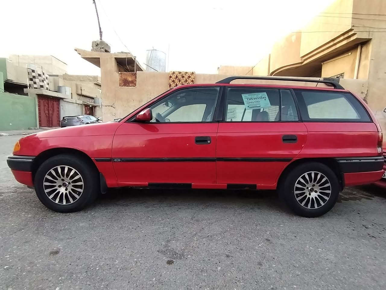 استرا ستيشن موديل1995محرك 1800كير توماتيك  كلو شرط طخم امامي وخلفي جديد طخم تايرات جديد السيارة جاهزه رقم بغداد مشروع وطني سنويه 27 الشراي بي خير ويدلل للأستفسار الأتصال على الرقم ***********كورك*********** Sycamore, PA
